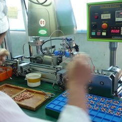 圆柱振动马达准备线圈图片